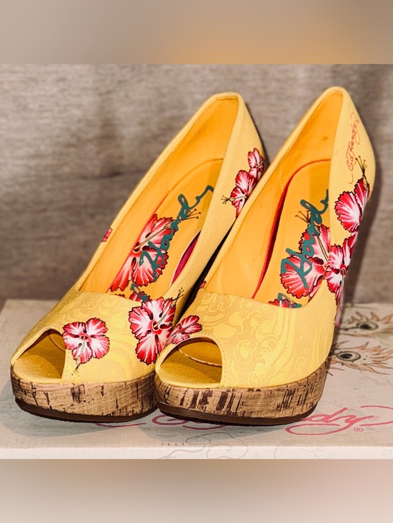 Ed Hardy Shoes - Ed Hardy Yellow Hibiscus Cork Wedge Heels Y2K Peep Toe Size 9 NEW